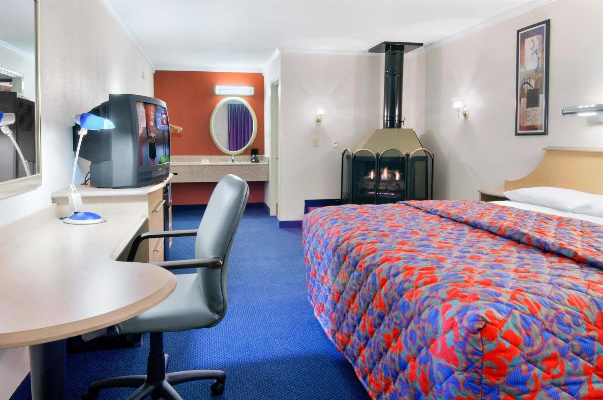 Motel 6-Gatlinburg, Tn - Smoky Mountains Zewnętrze zdjęcie